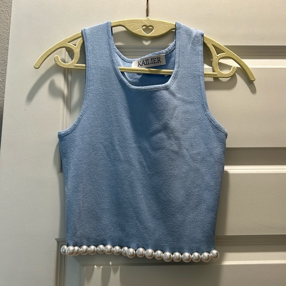 Cropped knit tank with pearls